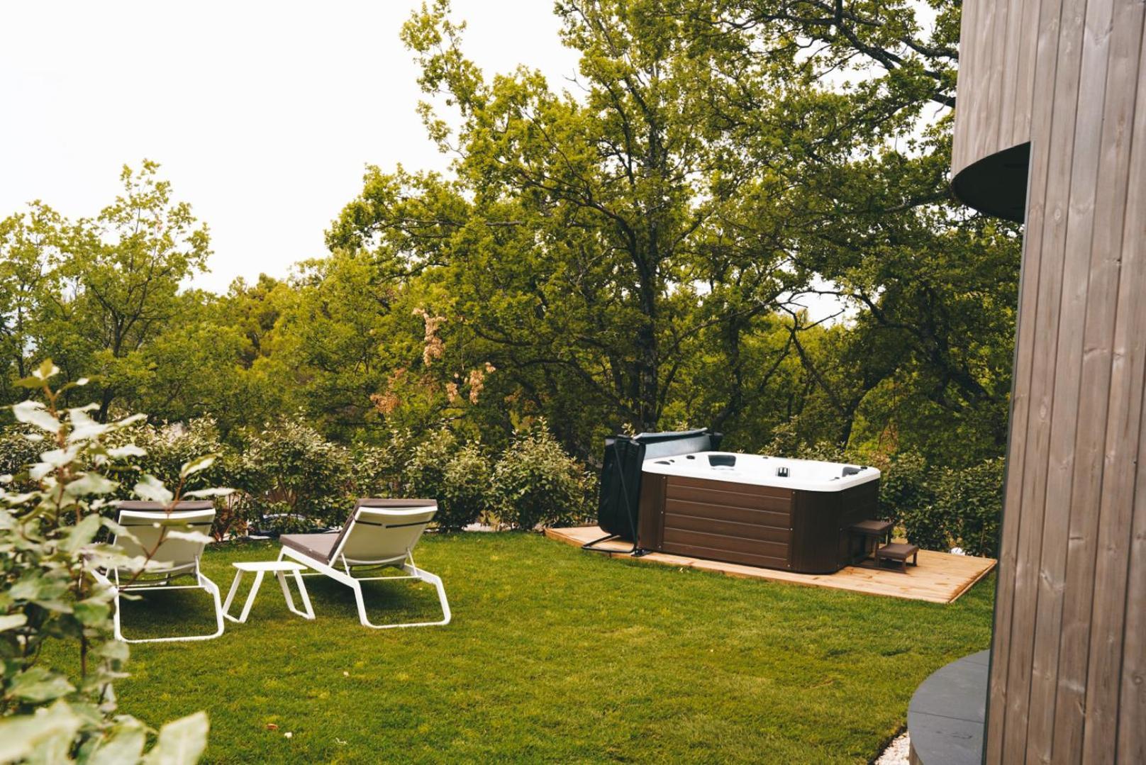 Le Jas De Hotel-restaurant Hotel